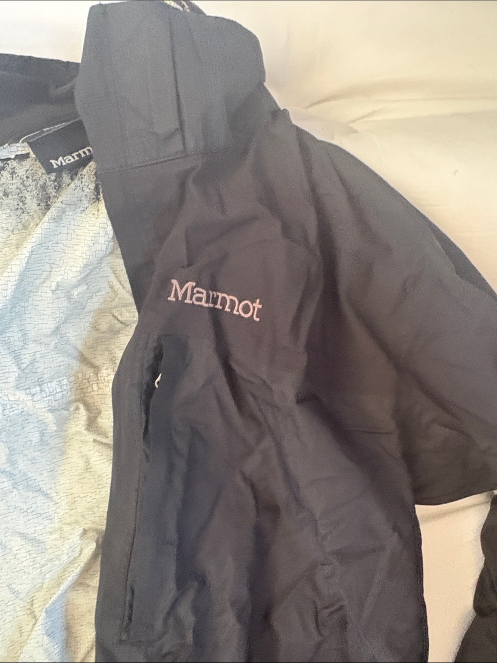 Marmot Black Packable Shell Jacket - Picture 3 of 7